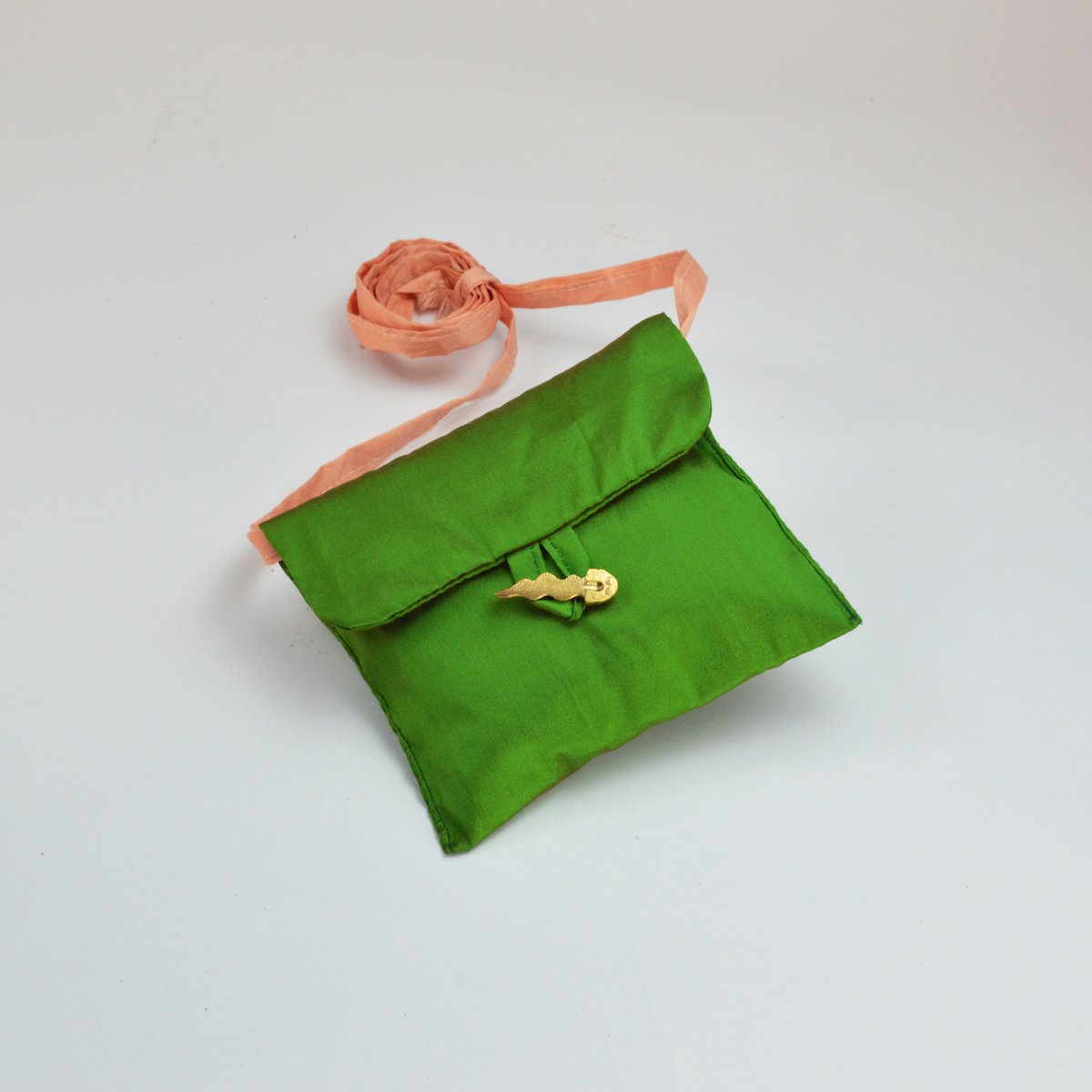 emerald green levantine viper belly purse
