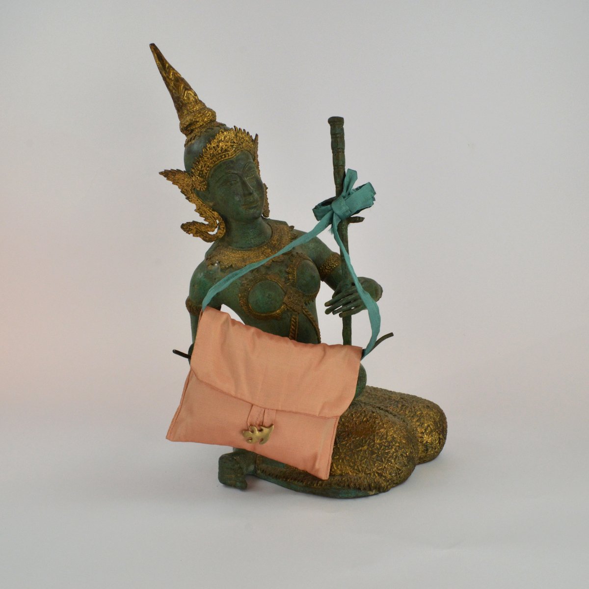 peach blossom lizard belly purse 1