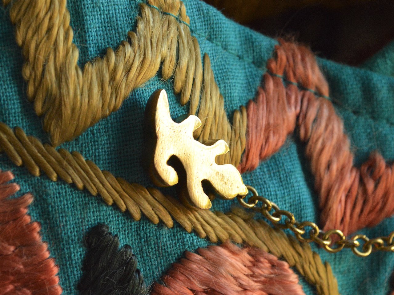 gobeklitepelizardcollarpin3